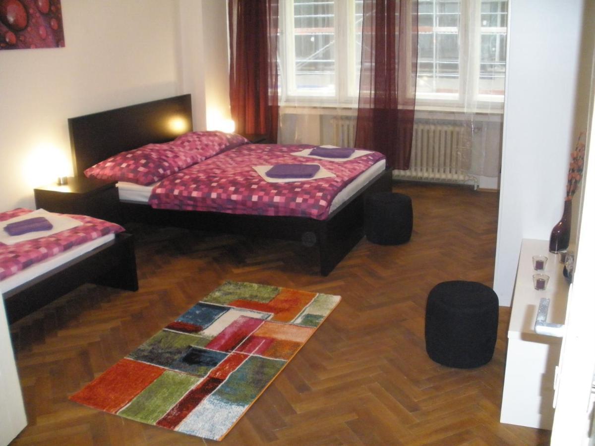 Apartments Tronicek براغ المظهر الخارجي الصورة