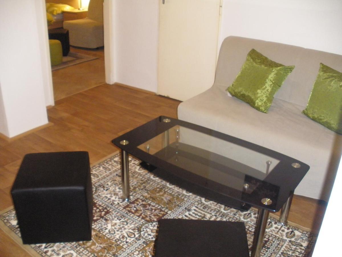 Apartments Tronicek براغ المظهر الخارجي الصورة
