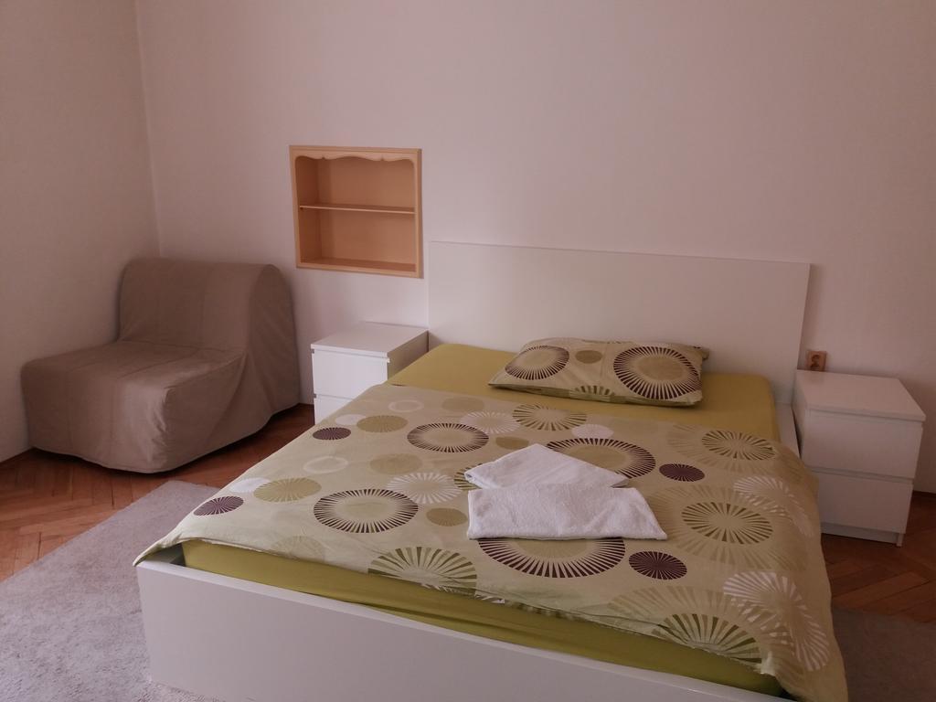 Apartments Tronicek براغ المظهر الخارجي الصورة